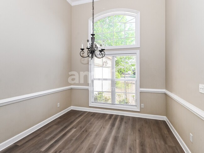 Building Photo - 2901 Keeley Cv