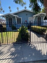 Building Photo - 5426 S Van Ness Ave