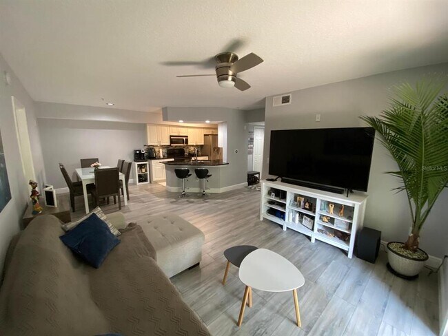 Building Photo - 12602 Crest Springs Ln