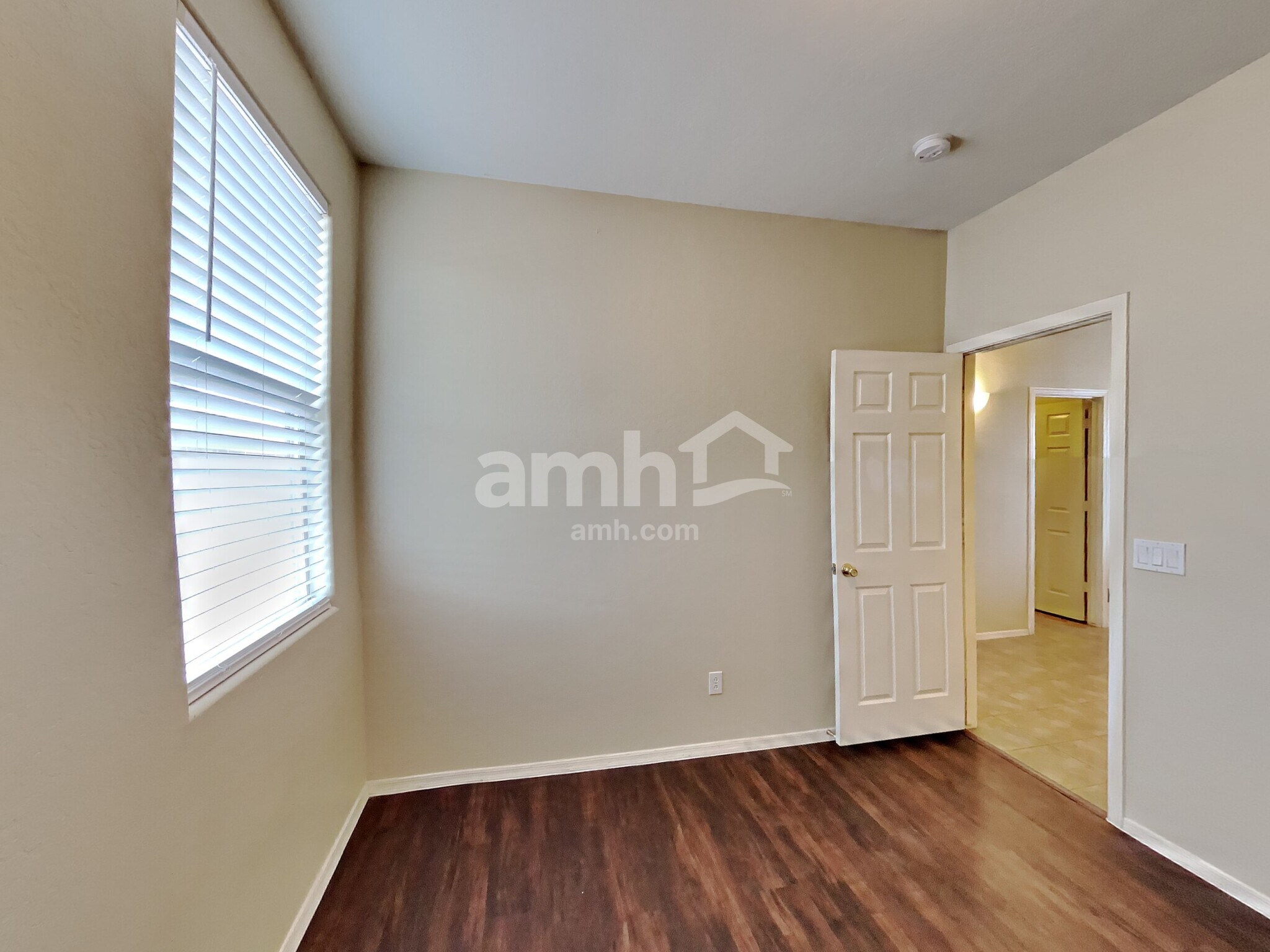 Building Photo - 6723 W Harwell Rd W