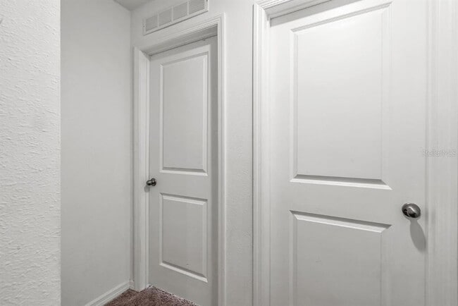 Building Photo - 1124 Merrill St