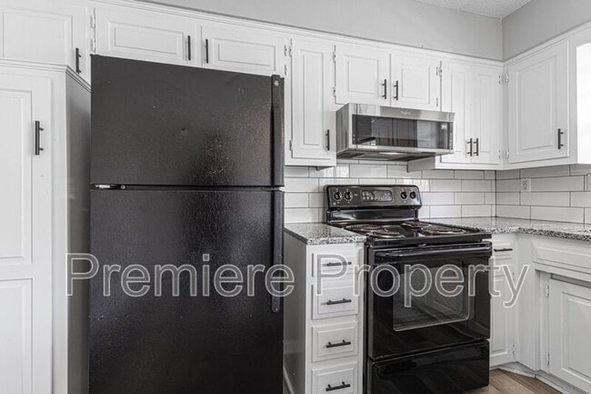 Building Photo - 11702 E 60 St