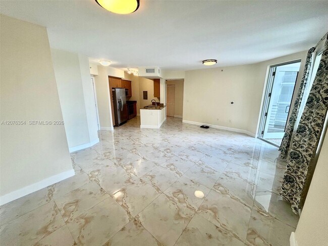 Building Photo - 1830 Radius Dr