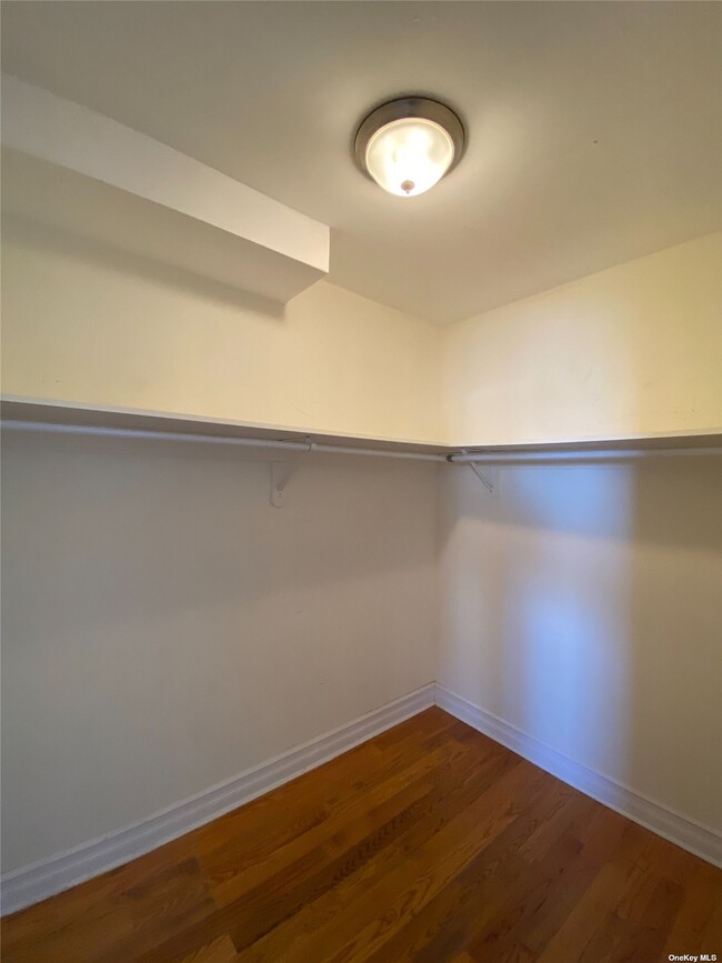 Building Photo - 47-3 58th Ln