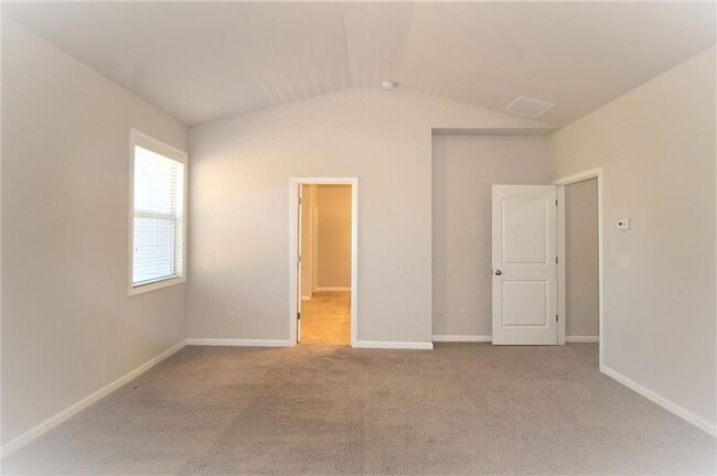 Building Photo - 5196 Apple Grove Rd NE