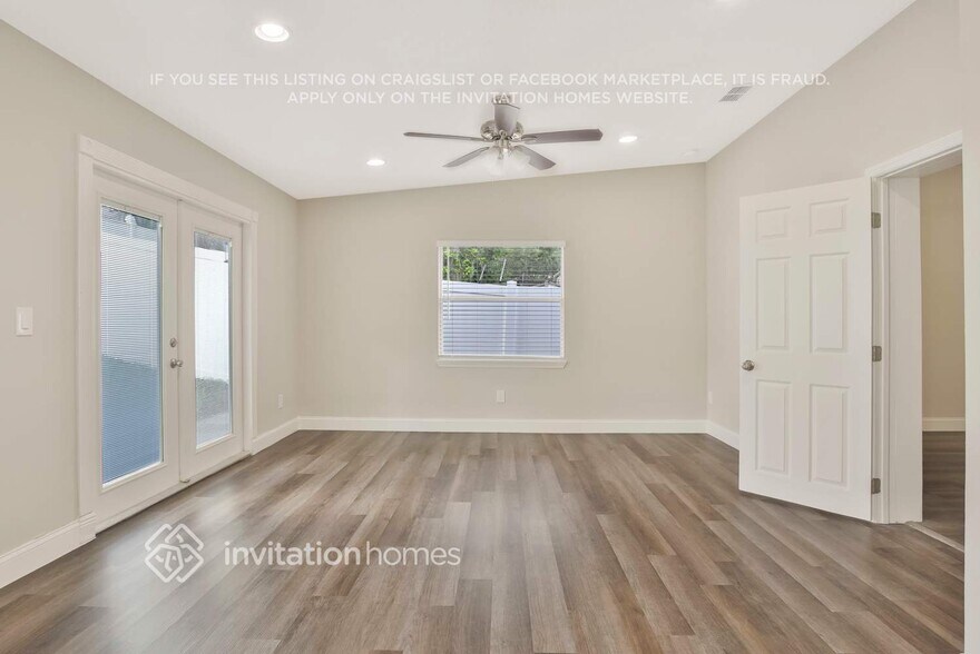 Building Photo - 7945 Riffle Ln