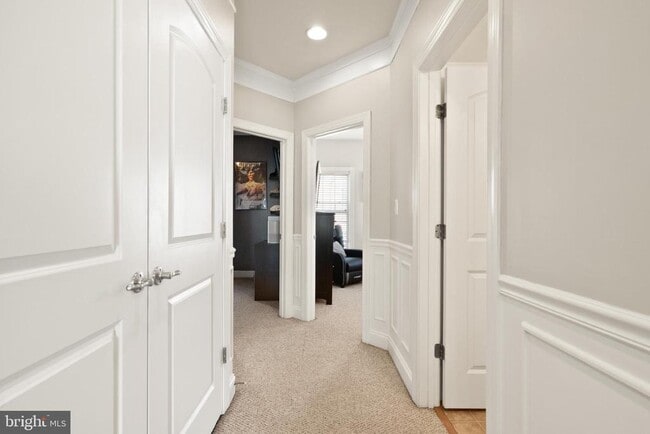 Building Photo - 2238 Margraf Cir