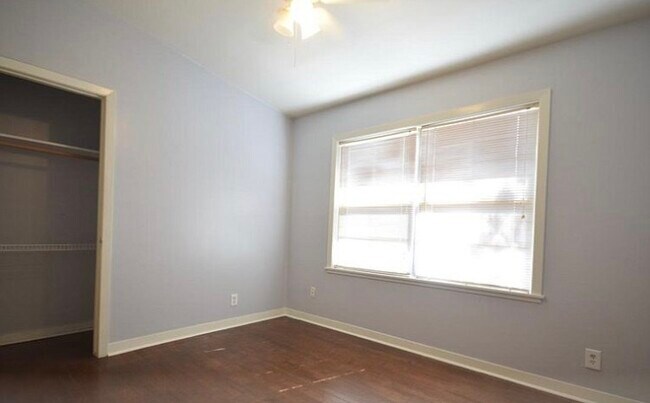 Building Photo - 4410 Kingfisher Dr