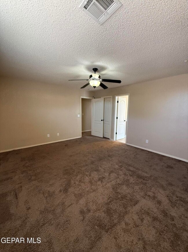 Building Photo - 14345 Desert Sage Dr