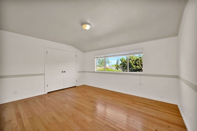 Building Photo - Executive Saratoga Home | Pool & Spa | Lynbrook High School District