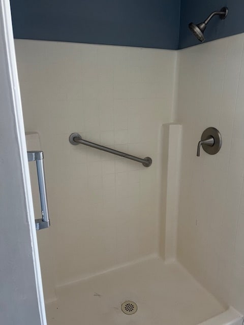 Building Photo - 755 E Fort Pierce Dr