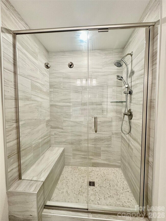 Building Photo - 6012 Chumbley Pt Rd