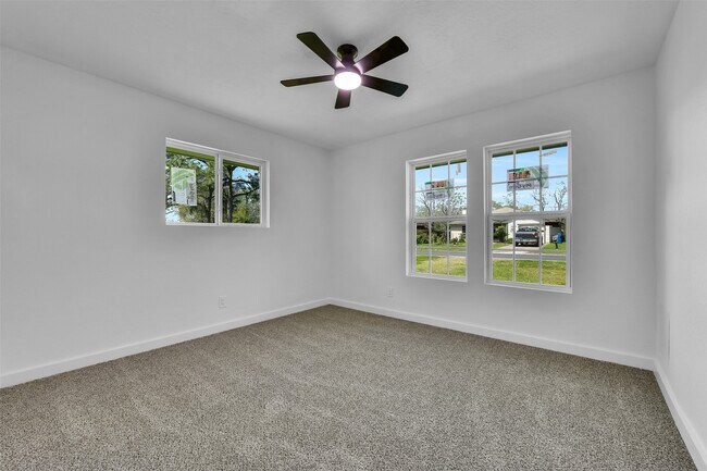 Building Photo - 1913 41st Ave N