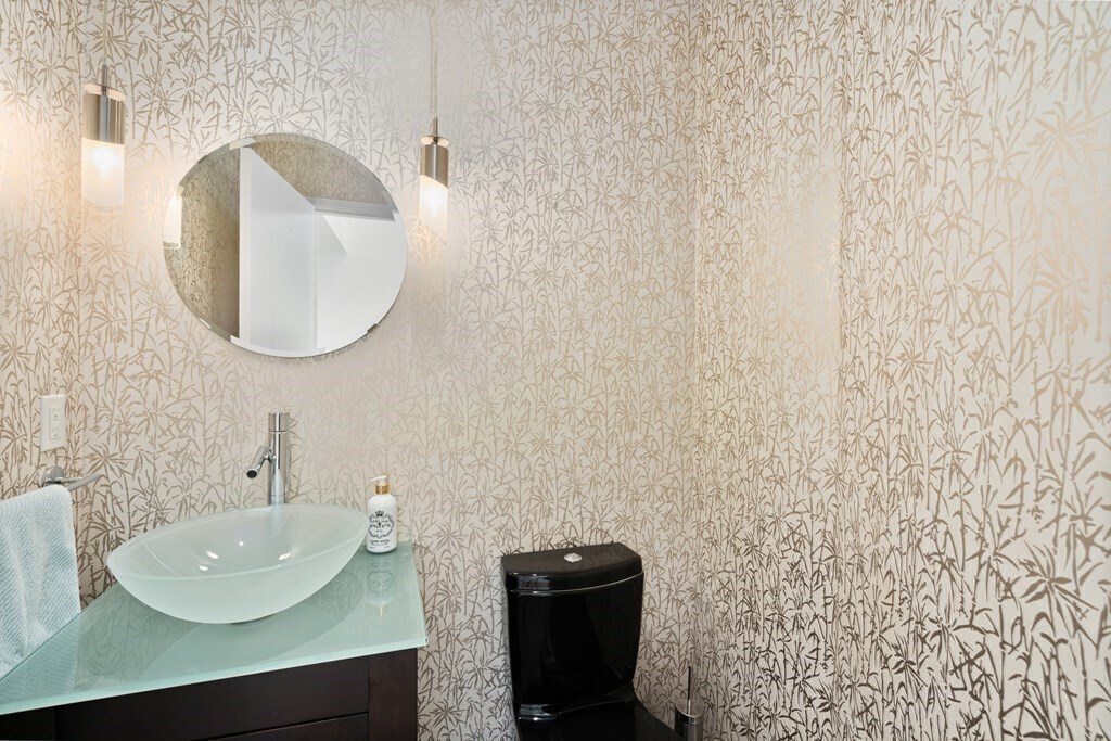 Building Photo - 3 Pier 7