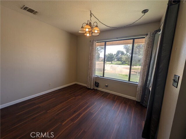 Building Photo - 27535 Lakeview Dr