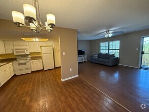 Building Photo - CONCORD VILLAGE 1/1 SPACIOUS 820 SF CONDO