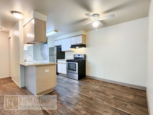 Building Photo - 1235 NW 183rd Ave