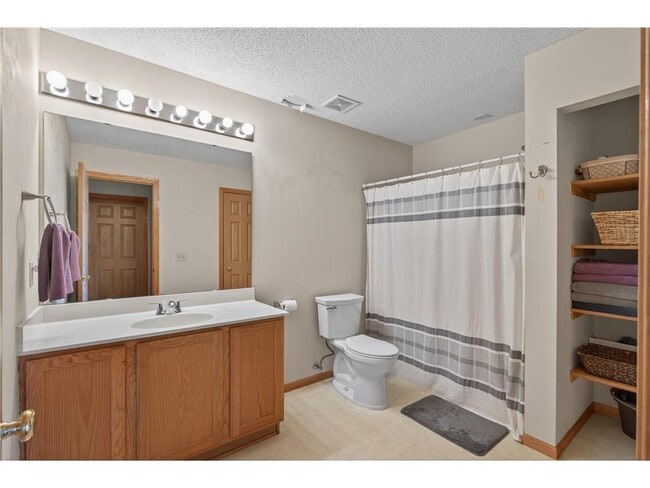 Building Photo - 8983 Sawgrass Glen N