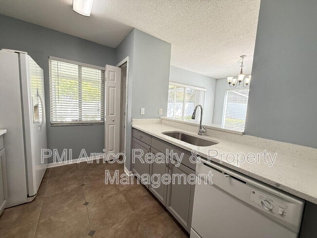 Building Photo - 2201 Fluorshire Dr