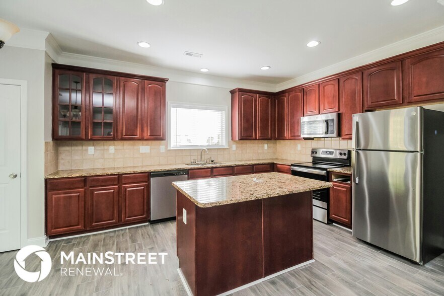 Building Photo - 14018 Pinyon Pine Ln