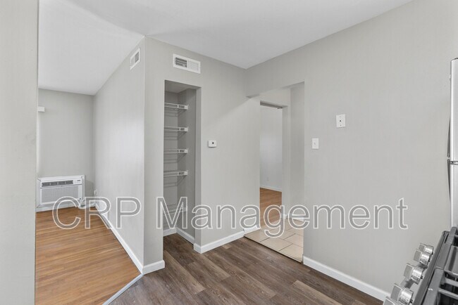 Building Photo - 4255 Virginia Ave