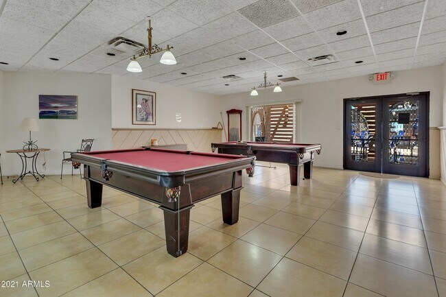 Building Photo - SCOTTSDALE SHADOWS LUXURY CONDO WITH AC, WATER INCLUDED AND 9 HOLE GOLF