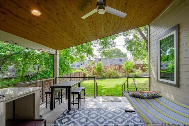 Building Photo - 2113 Glendale Pl