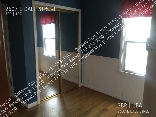 Building Photo - 2607 E Dale St