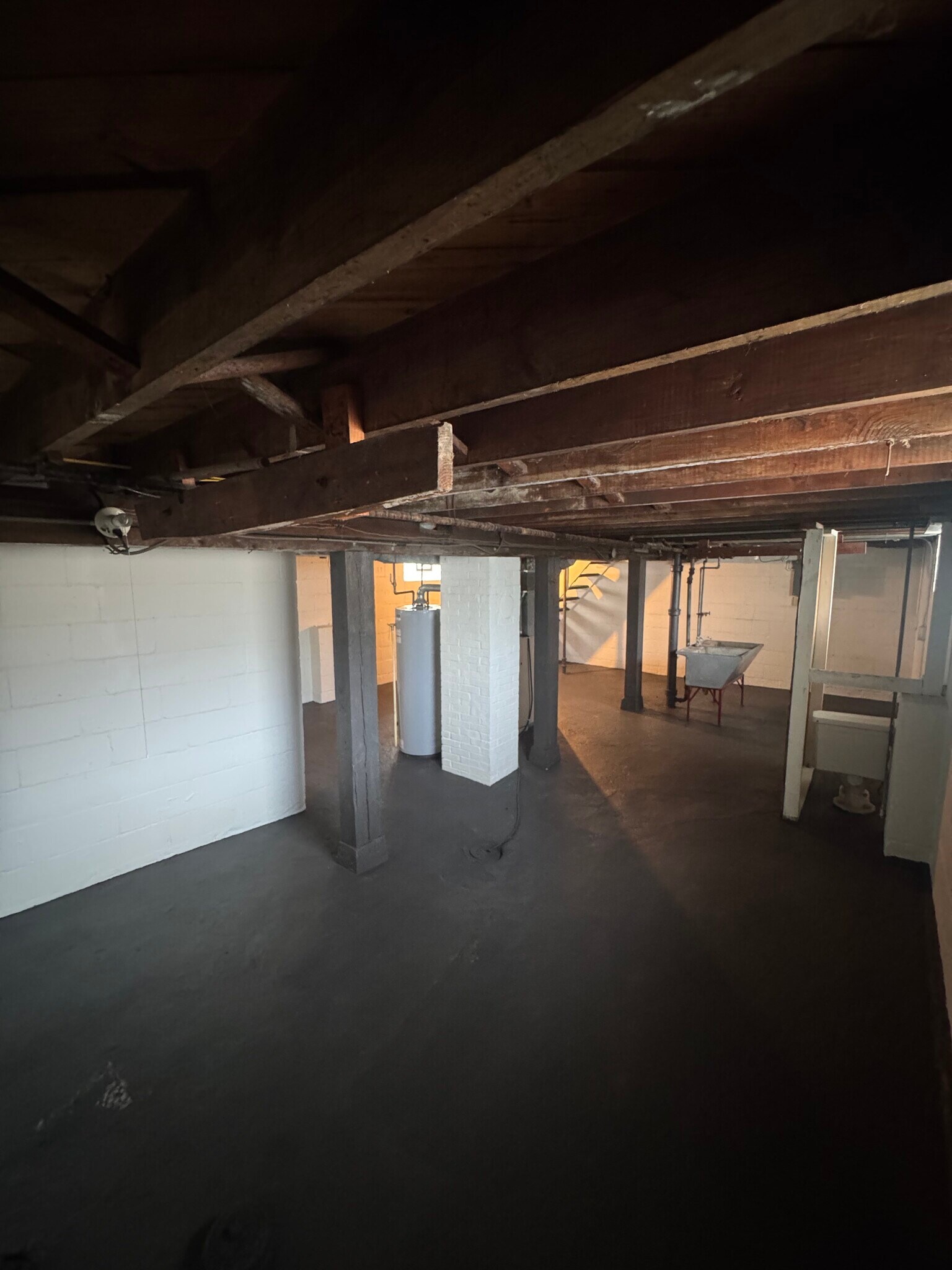 Building Photo - 1601 S 65th St