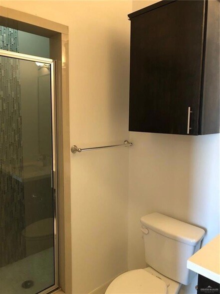 Building Photo - 1301 E Daffodil Ave