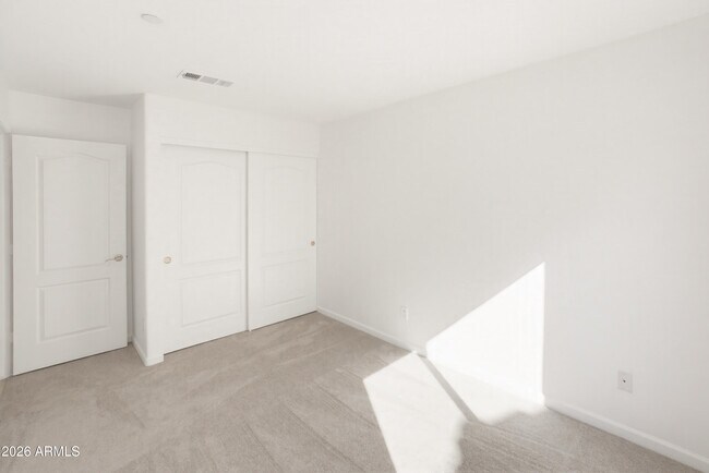 Building Photo - 9321 E Caribbean Ln