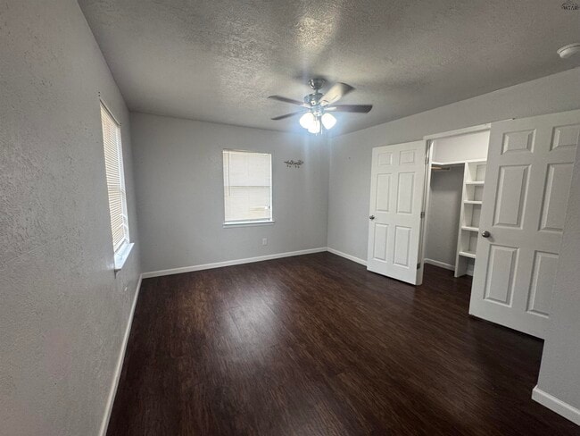 Building Photo - 4123 Beard Ave