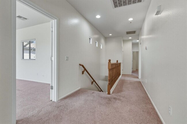Building Photo - 5111 W El Cortez Trail