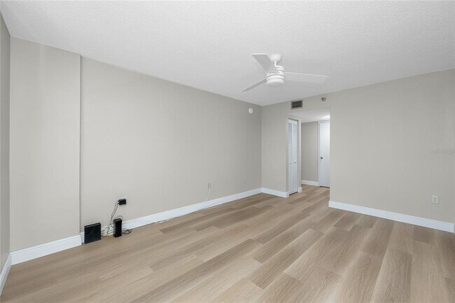 Building Photo - 2333 Feather Sound Dr