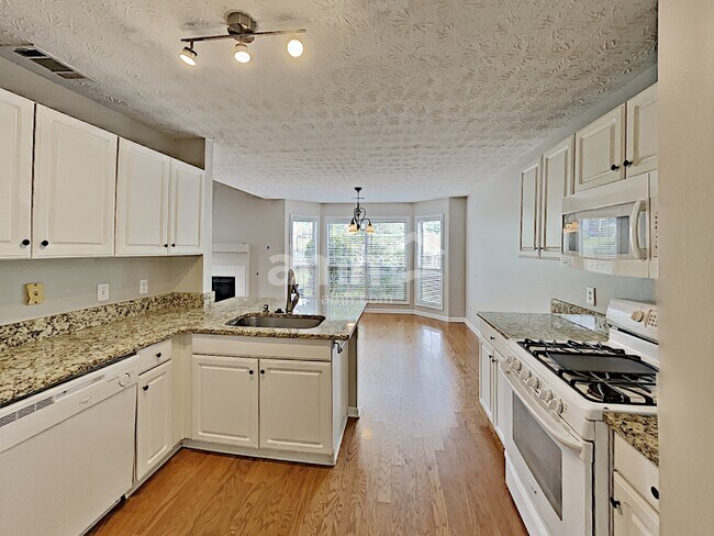 Building Photo - 3731 Avensong Village Cir