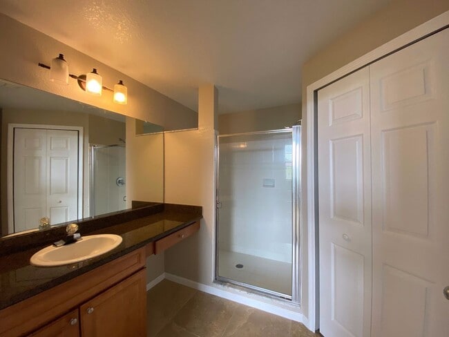 Building Photo - ANNUAL RENTAL - POSITANO PLACE 2 BED / 2 BATH WITH GARAGE