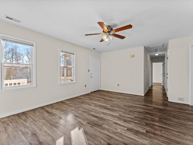 Building Photo - 11330 Bailey Woods Dr