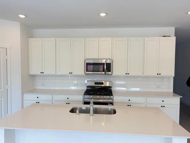 Building Photo - 2416 Conroe Rd