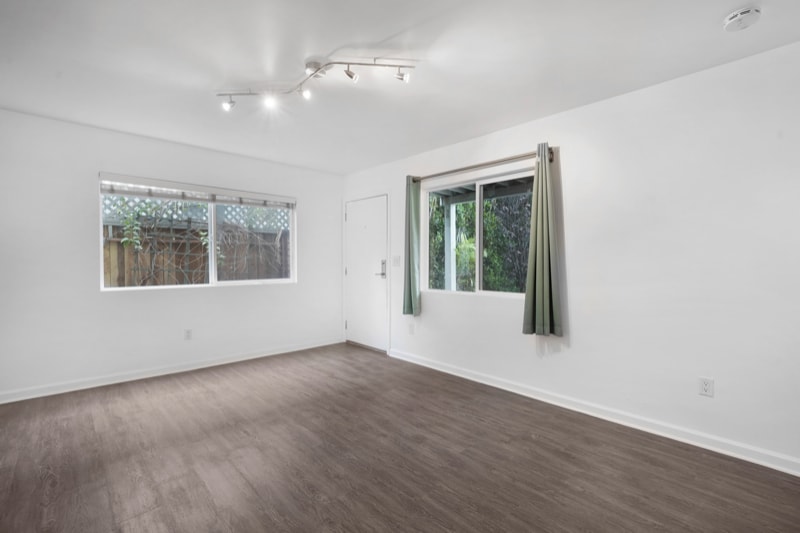 Building Photo - 510 San Juan Ave