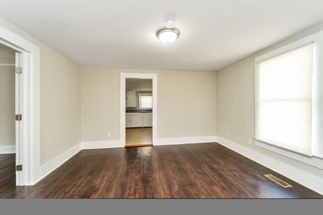 Building Photo - Hot Listing in Bessemer! 3 Beds, 2 Baths &...