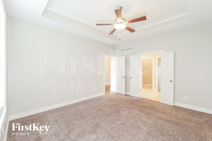Building Photo - 1128 Blackpool Dr