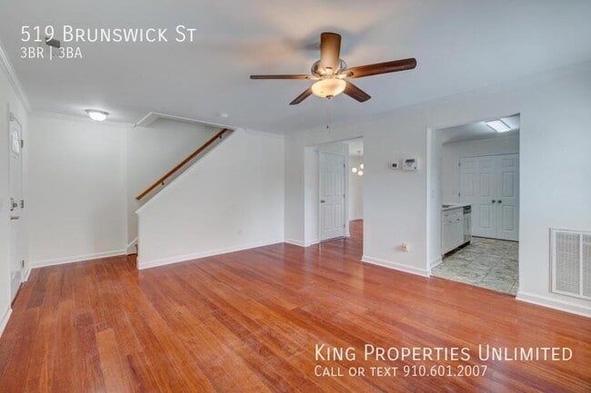 Building Photo - 519 Brunswick St