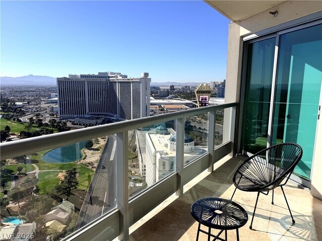 Building Photo - 322 Karen Ave