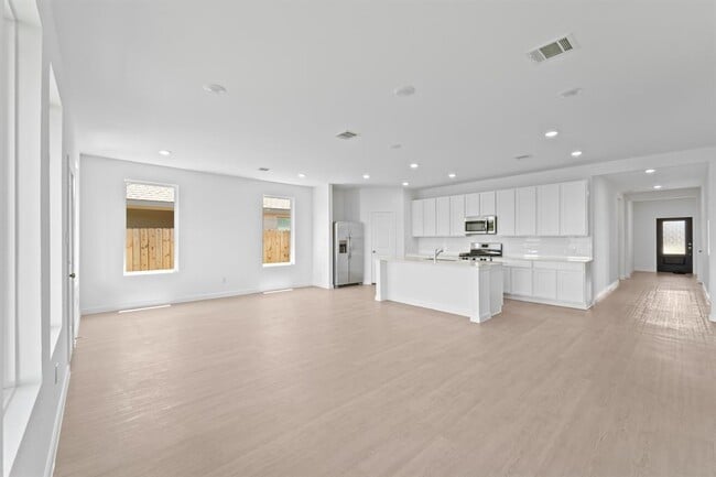 Building Photo - 22140 Juniper Crossing Dr