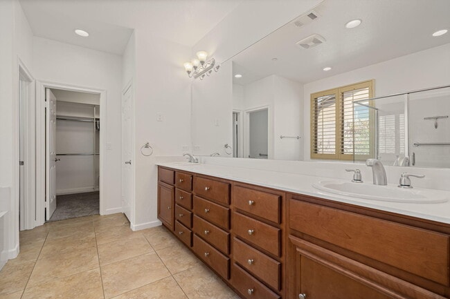 Building Photo - 73771 Picasso Dr