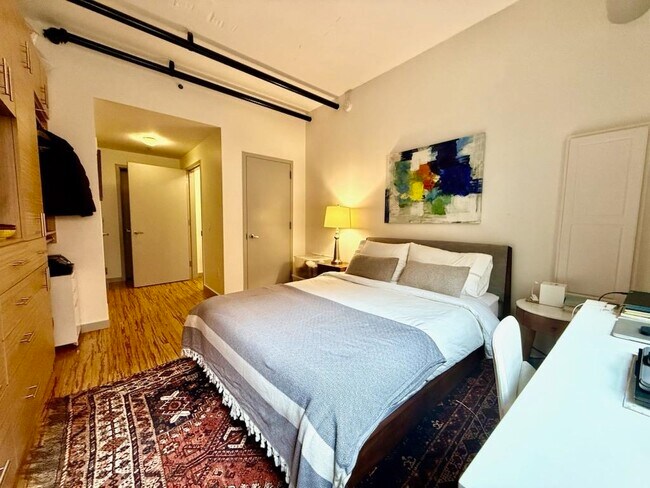 Building Photo - 232 Pavonia Ave