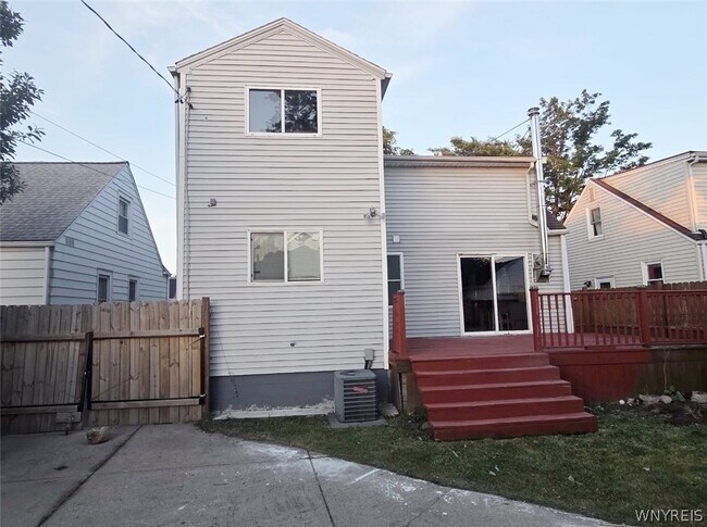 Building Photo - 80 Midland Dr