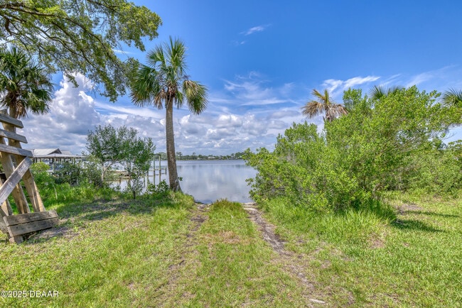 Building Photo - 2894 Hardy Ave