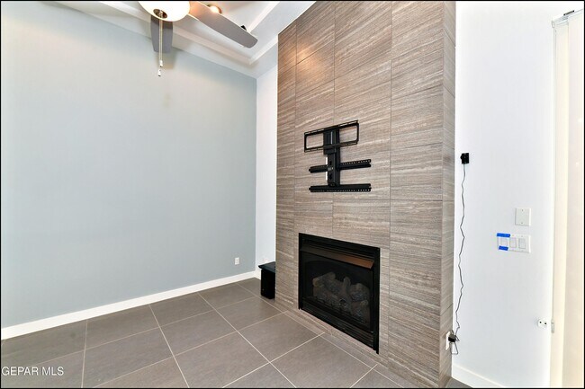 Building Photo - 5973 Cartagena Cir