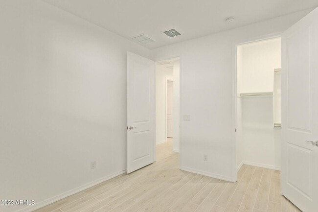 Building Photo - 32362 N 122nd Dr